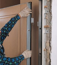 Установка железной двери и как правильно устанавливать входную металлическую дверь