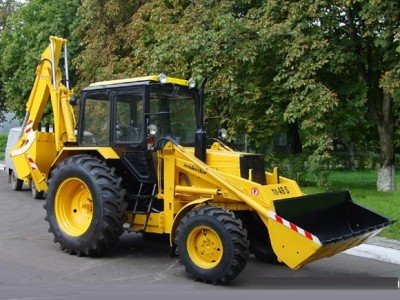 Экскаваторы-погрузчики и их преимущества Экскаваторы-погрузчики и их преимущества